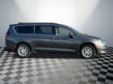Used 2021 Chrysler Voyager Lxi image 2