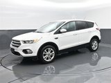 Used 2017 Ford Escape SE image 2