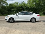 Used 2017 Ford Fusion SE image 4