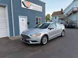 Used 2017 Ford Fusion SE w/ Fusion SE Technology Package image 4