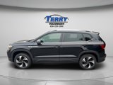 New 2024 Volkswagen Taos SE image 3