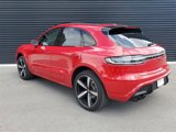 Certified 2024 Porsche Macan image 2