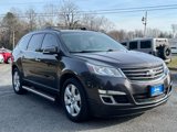 Used 2017 Chevrolet Traverse LT w/ Style and Technology Package image 3