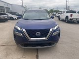Used 2023 Nissan Rogue SV image 2