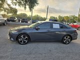 Used 2023 Hyundai Elantra SEL w/ Convenience Package image 3