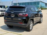 Used 2023 Jeep Compass Latitude w/ Convenience Group image 3