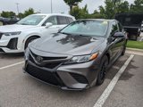 Used 2020 Toyota Camry SE image 3