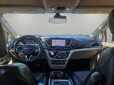 Used 2022 Chrysler Pacifica Touring-L image 2