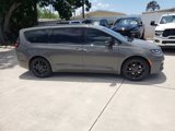New 2025 Chrysler Pacifica Limited image 4