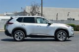 Used 2023 Nissan Rogue SV image 3