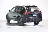 Used 2022 Volkswagen Tiguan SE R-Line image 5