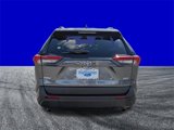 Used 2021 Toyota RAV4 XLE w/ Convenience Package image 5