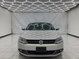 Used 2011 Volkswagen Jetta SEL image 4
