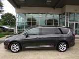 Used 2018 Chrysler Pacifica Touring-L Plus w/ Advanced Safetytec Group image 4