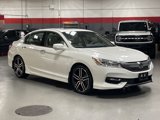 Used 2017 Honda Accord Touring image 2