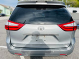 Used 2015 Toyota Sienna Limited Premium image 4