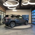 Used 2022 Jeep Cherokee Trailhawk image 3