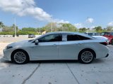 Used 2020 Toyota Avalon Limited image 4