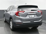 Used 2023 GMC Terrain SLE image 4