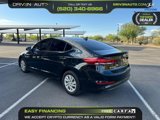 Used 2017 Hyundai Elantra SE image 5