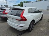 Certified 2022 Volvo XC60 B5 Inscription w/ Advanced Package image 2