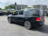 Used 2017 Lincoln Navigator Select image 5