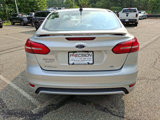 Used 2015 Ford Focus SE w/ SE Sport Package image 6