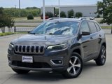 Used 2019 Jeep Cherokee Limited w/ Luxury Group image 2
