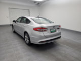 Used 2017 Ford Fusion SE image 5