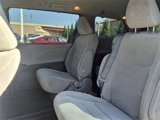 Used 2017 Toyota Sienna LE image 5