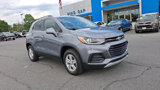 Used 2019 Chevrolet Trax LT w/ LT Convenience Package image 2