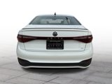 Used 2025 Volkswagen Jetta SE w/ Sunroof Package image 4
