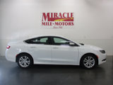 Used 2017 Chrysler 200 Limited Platinum image 6