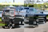 Used 2018 Cadillac Escalade Luxury image 3