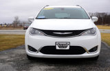 Used 2020 Chrysler Pacifica Touring-L Plus image 3