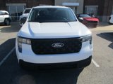 New 2025 Ford Maverick XL w/ Equipment Group 102A image 2