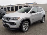 New 2025 Jeep Compass Latitude image 3
