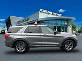 Used 2022 Ford Explorer XLT w/ Equipment Group 202A image 3