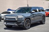 Used 2023 Rivian R1S Adventure image 3