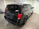 Used 2015 Dodge Grand Caravan SXT w/ Blacktop Package image 2