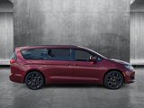 Used 2018 Chrysler Pacifica Touring Plus w/ S Appearance Package image 4