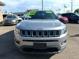 Used 2018 Jeep Compass Latitude w/ Cold Weather Group image 2