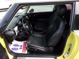 Used 2011 MINI Cooper Hardtop image 6