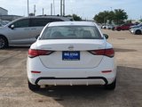 Used 2022 Nissan Sentra SV image 5