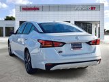 Certified 2021 Nissan Altima 2.5 SV image 4