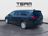 Certified 2023 Chrysler Pacifica Touring-L image 5