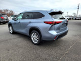 Used 2020 Toyota Highlander Limited image 3