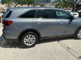 Used 2020 Kia Sorento L image 4