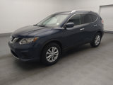 Used 2016 Nissan Rogue SV image 2
