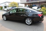 Used 2017 Chevrolet Malibu LT image 3